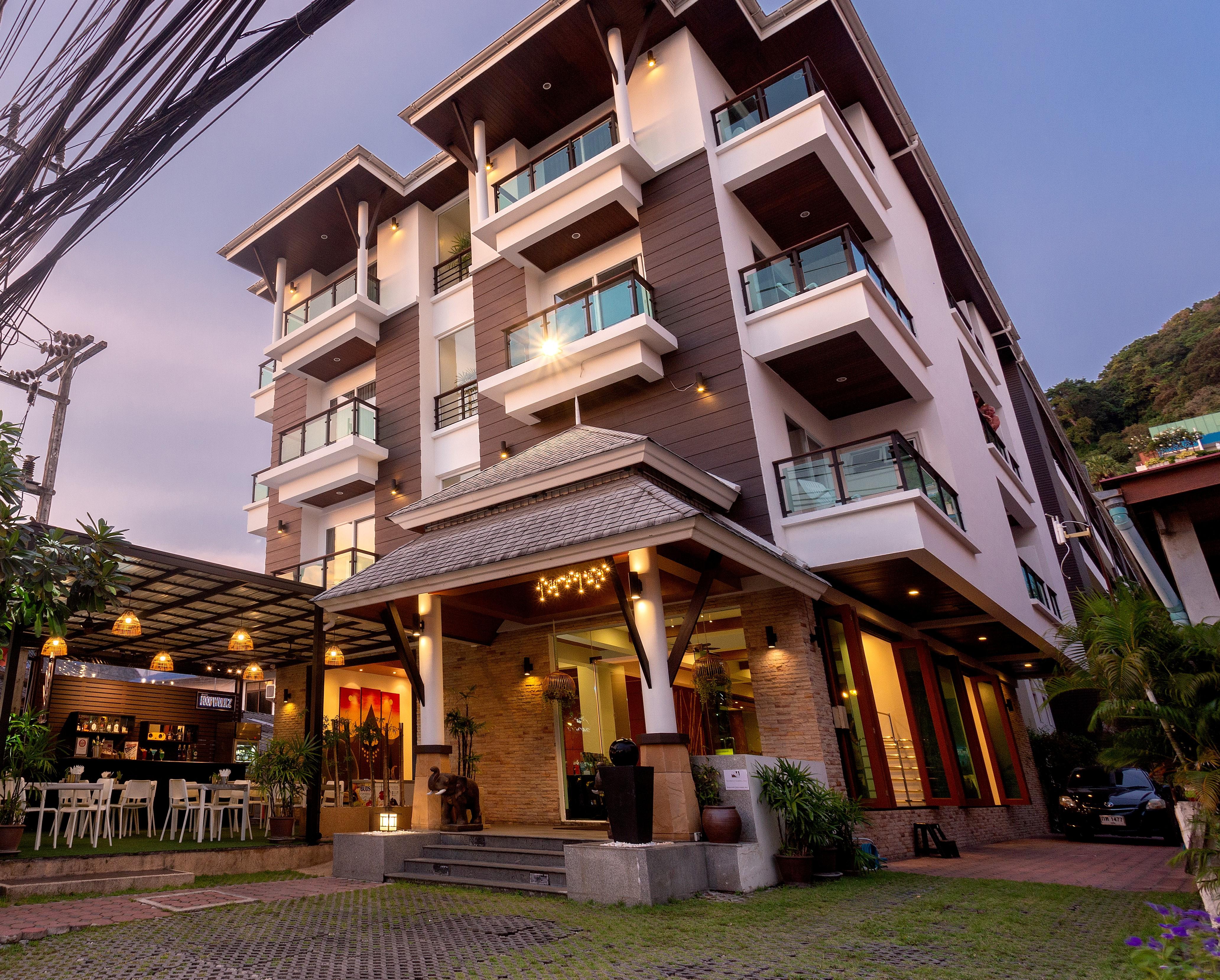 Baramee Resortel Patong Екстер'єр фото