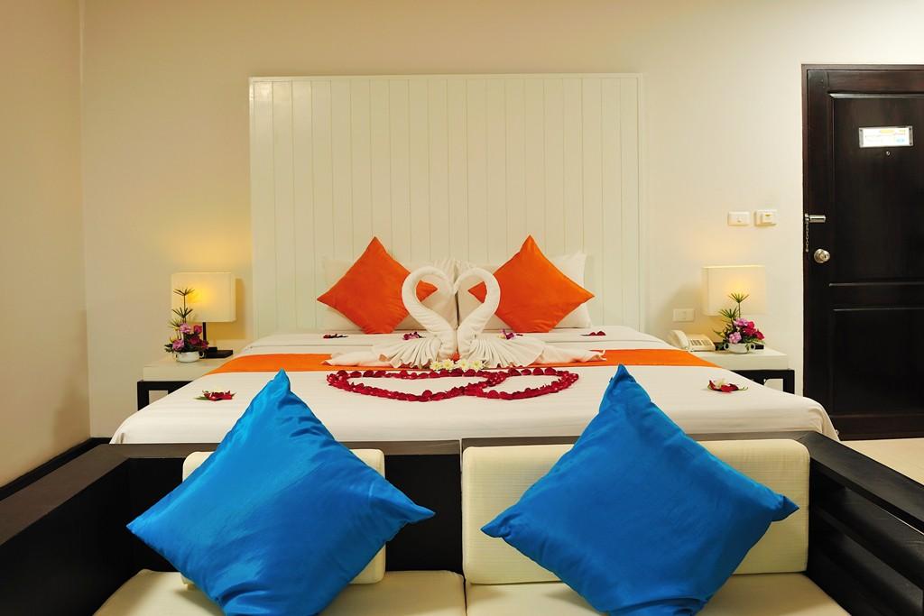 Baramee Resortel Patong Екстер'єр фото
