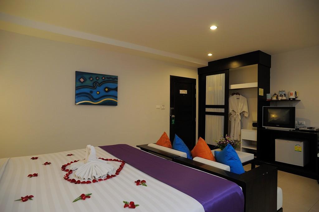 Baramee Resortel Patong Екстер'єр фото