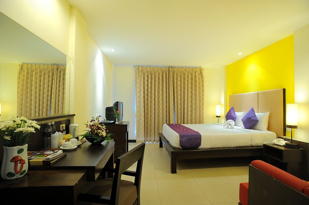 Baramee Resortel Patong Екстер'єр фото